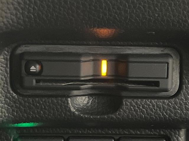 N-BOXカスタム EXターボ 禁煙車 純正SDナビ バックカメラ ドラレコ ETC Bluetooth再生 両側電動スライドドア パドルシフト シートヒーター(前席) ホンダセンシング アダプティブクルーズ LEDヘッドライト(5枚目)