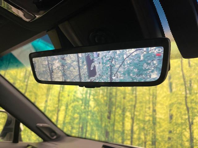 【デジタルインナーミラー】後席の大きな荷物や同乗者で後方が確認しづらい時でも安心！カメラが撮影した車両後方の映像をルームミラー内に表示。クリアな視界で状況の確認が可能です！