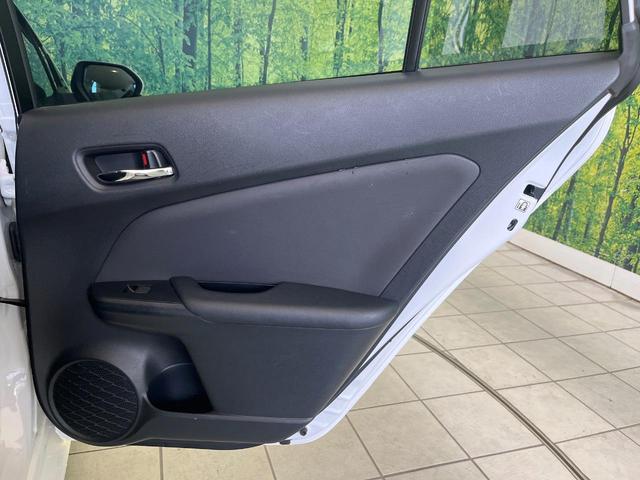 プリウス S 禁煙車 SDナビ バックカメラ ドラレコ ETC アクセサリーコンセント レーダークルーズ セーフティセンス オートハイビーム 車線逸脱警報 スマートキー オートエアコン(36枚目)