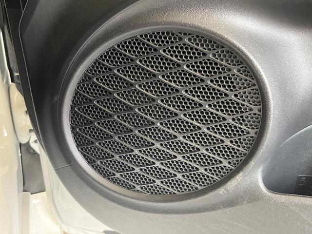 プリウス S 禁煙車 SDナビ バックカメラ ドラレコ ETC アクセサリーコンセント レーダークルーズ セーフティセンス オートハイビーム 車線逸脱警報 スマートキー オートエアコン(39枚目)