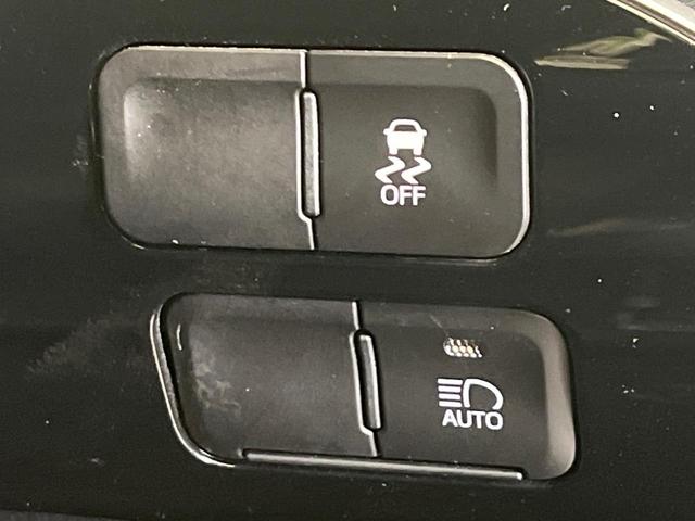 プリウス S 禁煙車 SDナビ バックカメラ ドラレコ ETC アクセサリーコンセント レーダークルーズ セーフティセンス オートハイビーム 車線逸脱警報 スマートキー オートエアコン(44枚目)