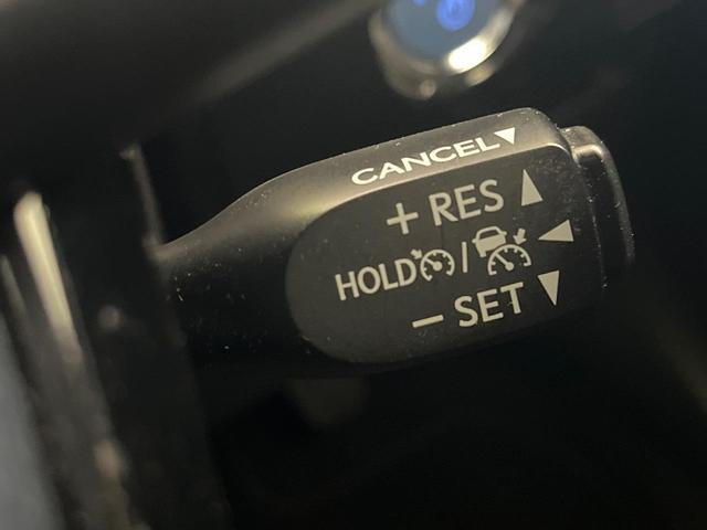 プリウス S 禁煙車 SDナビ バックカメラ ドラレコ ETC アクセサリーコンセント レーダークルーズ セーフティセンス オートハイビーム 車線逸脱警報 スマートキー オートエアコン(50枚目)