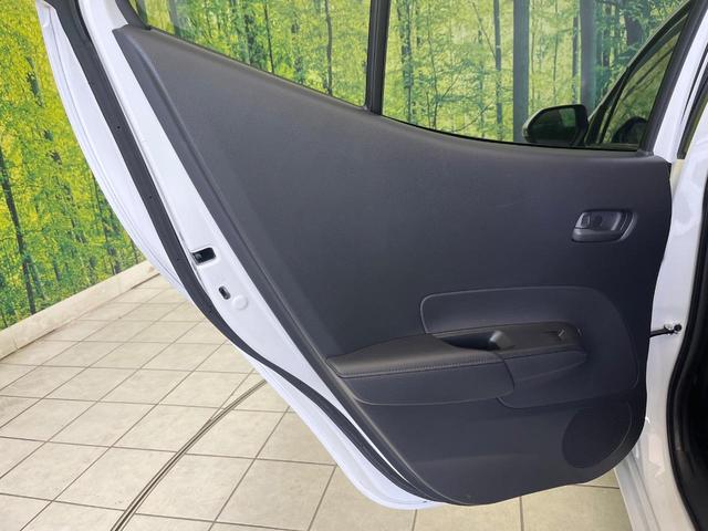 アクア X 禁煙 純正ディスプレイ ナビ機能付 バックカメラ セーフティセンス レーダークルーズ コーナーセンサー AC100V電源 スマートキー LEDヘッド ETC オートハイビーム オートライト オートエア(23枚目)