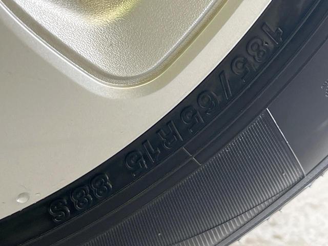 アクア X 禁煙 純正ディスプレイ ナビ機能付 バックカメラ セーフティセンス レーダークルーズ コーナーセンサー AC100V電源 スマートキー LEDヘッド ETC オートハイビーム オートライト オートエア(29枚目)