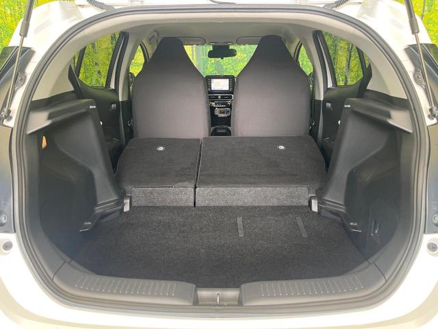 アクア X 禁煙 純正ディスプレイ ナビ機能付 バックカメラ セーフティセンス レーダークルーズ コーナーセンサー AC100V電源 スマートキー LEDヘッド ETC オートハイビーム オートライト オートエア(33枚目)