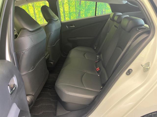 プリウス Sツーリングセレクション・ブラックエディション 禁煙車 SDナビ バックカメラ ETC 1500W電源 セーフティセンス 革巻きハンドル シートヒーター オートハイビーム 純正17インチアルミ レーンキープアシスト オートエアコン(22枚目)