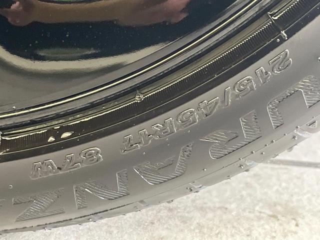 プリウス Sツーリングセレクション・ブラックエディション 禁煙車 SDナビ バックカメラ ETC 1500W電源 セーフティセンス 革巻きハンドル シートヒーター オートハイビーム 純正17インチアルミ レーンキープアシスト オートエアコン(30枚目)