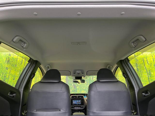 プリウス Sツーリングセレクション・ブラックエディション 禁煙車 SDナビ バックカメラ ETC 1500W電源 セーフティセンス 革巻きハンドル シートヒーター オートハイビーム 純正17インチアルミ レーンキープアシスト オートエアコン(36枚目)