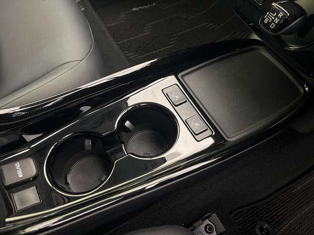 プリウス Sツーリングセレクション・ブラックエディション 禁煙車 SDナビ バックカメラ ETC 1500W電源 セーフティセンス 革巻きハンドル シートヒーター オートハイビーム 純正17インチアルミ レーンキープアシスト オートエアコン(55枚目)