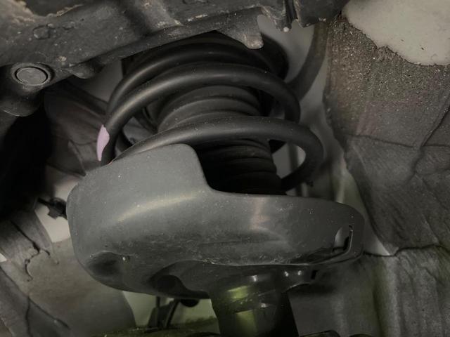 プリウス Sツーリングセレクション・ブラックエディション 禁煙車 SDナビ バックカメラ ETC 1500W電源 セーフティセンス 革巻きハンドル シートヒーター オートハイビーム 純正17インチアルミ レーンキープアシスト オートエアコン(64枚目)