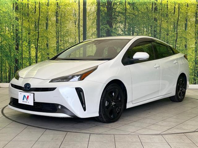 プリウス Sツーリングセレクション・ブラックエディション 禁煙車 SDナビ バックカメラ ETC 1500W電源 セーフティセンス 革巻きハンドル シートヒーター オートハイビーム 純正17インチアルミ レーンキープアシスト オートエアコン(66枚目)