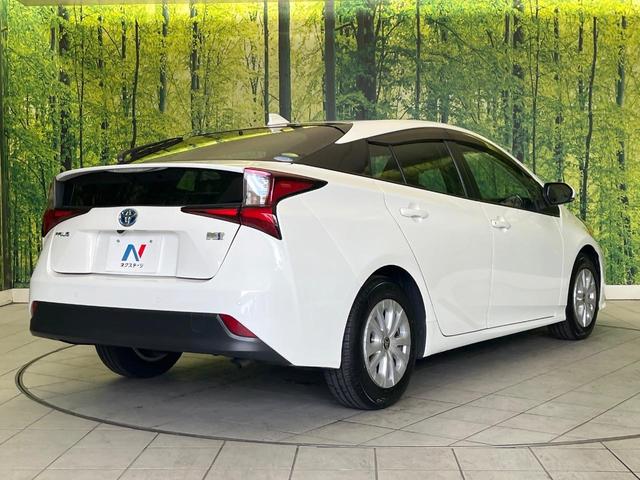 プリウス S 禁煙車 純正SDナビ バックカメラ ETC レーダークルーズ アクセサリーコンセント Bluetooth再生 セーフティセンス オートハイビーム コーナーセンサー 革巻きステアリング(17枚目)