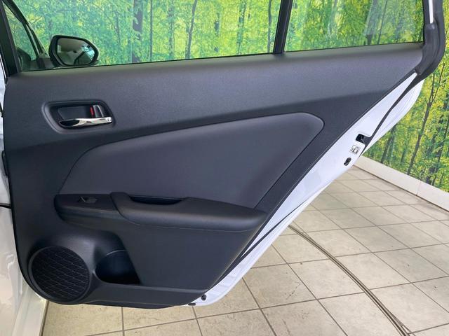 プリウス S 禁煙車 純正SDナビ バックカメラ ETC レーダークルーズ アクセサリーコンセント Bluetooth再生 セーフティセンス オートハイビーム コーナーセンサー 革巻きステアリング(36枚目)