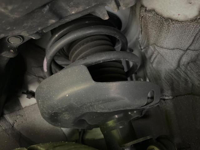 プリウス S 禁煙車 純正SDナビ バックカメラ ETC レーダークルーズ アクセサリーコンセント Bluetooth再生 セーフティセンス オートハイビーム コーナーセンサー 革巻きステアリング(64枚目)