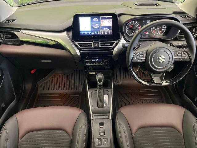 フロンクス ベースグレード 禁煙車 純正SDナビ 全周囲カメラ Bluetooth再生 フルセグTV BSM シートヒーター(前席) パドルシフト レーダークルーズ セーフティサポート コーナーセンサー ハーフレザーシート(2枚目)