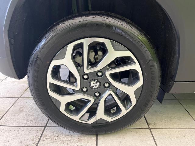 フロンクス ベースグレード 禁煙車 純正SDナビ 全周囲カメラ Bluetooth再生 フルセグTV BSM シートヒーター(前席) パドルシフト レーダークルーズ セーフティサポート コーナーセンサー ハーフレザーシート(39枚目)