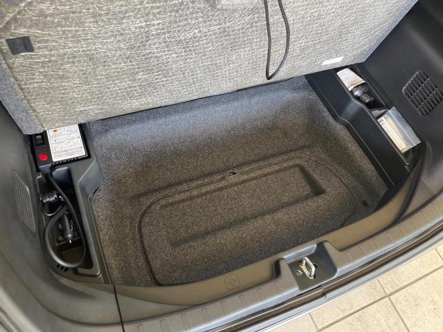 N-ONE プレミアム 禁煙車 純正SDナビ バックカメラ ドラレコ ETC Bluetooth再生 シティブレーキアクティブシステム HIDヘッドライト ステアリングスイッチ スマートキー オートエアコン フォグライト(31枚目)