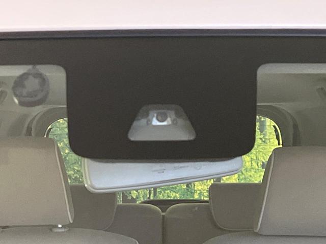 ムーヴキャンバス Gメイクアップ SAII 禁煙車 ナビ バックカメラ 両側パワスラ 衝突被害軽減システム スマートキー LEDヘッド ETC 車線逸脱警報 オートライト オートエアコン Bluetooth CD DVD再生 フルセグ(6枚目)