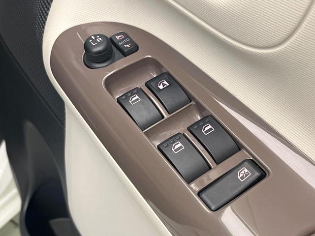 ムーヴキャンバス Gメイクアップ SAII 禁煙車 ナビ バックカメラ 両側パワスラ 衝突被害軽減システム スマートキー LEDヘッド ETC 車線逸脱警報 オートライト オートエアコン Bluetooth CD DVD再生 フルセグ(31枚目)