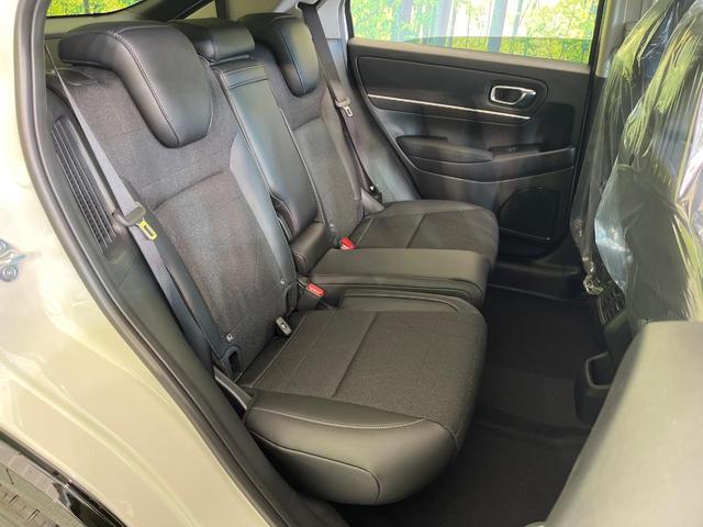 ヴェゼル e:HEV Z 登録済未使用車 純正9型ナビ 全周囲カメラ 衝突被害軽減システム フルセグTV レーダークルーズ ハーフレザーシート スマートキー LEDヘッド ETC2.0 オートハイビーム 車線逸脱警報(8枚目)