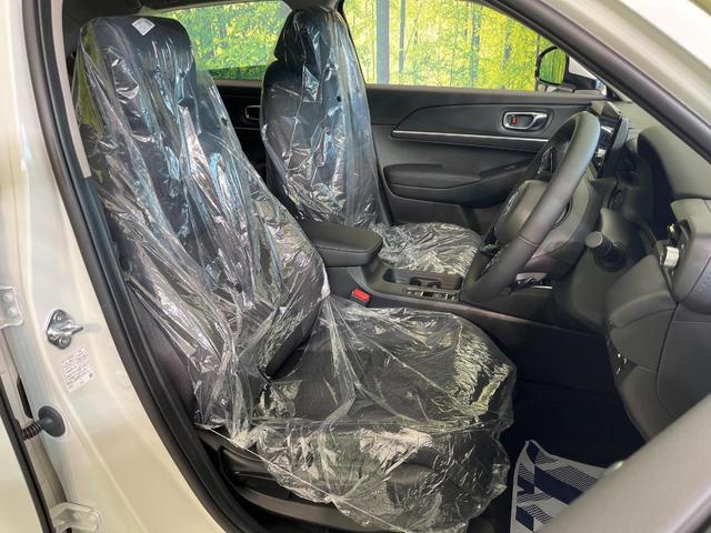 ヴェゼル e:HEV Z 登録済未使用車 純正9型ナビ 全周囲カメラ 衝突被害軽減システム フルセグTV レーダークルーズ ハーフレザーシート スマートキー LEDヘッド ETC2.0 オートハイビーム 車線逸脱警報(9枚目)