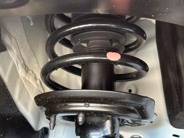 ヴェゼル e:HEV Z 登録済未使用車 純正9型ナビ 全周囲カメラ 衝突被害軽減システム フルセグTV レーダークルーズ ハーフレザーシート スマートキー LEDヘッド ETC2.0 オートハイビーム 車線逸脱警報(20枚目)