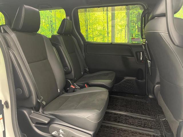 ノア Si ダブルバイビーIII 禁煙車 純正10型ナビ バックモニター 後席モニター 両側パワスラ セーフティセンス フルセグTV Bluetooth ドラレコ ETC クルコン LEDヘッドライト(9枚目)