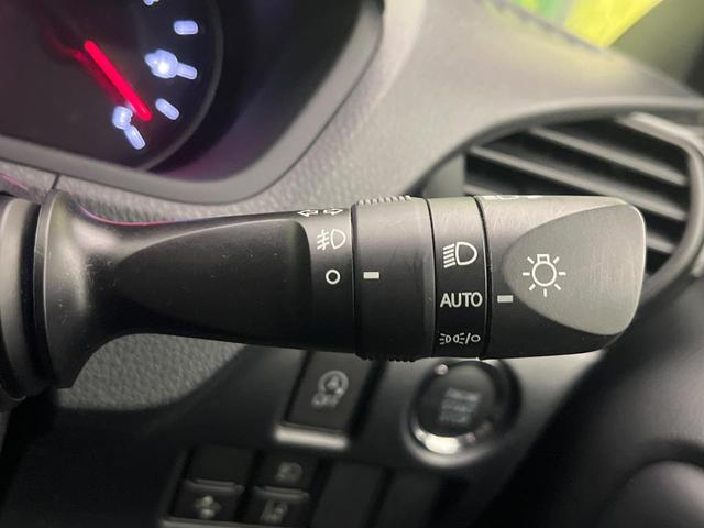 ノア Si ダブルバイビーIII 禁煙車 純正10型ナビ バックモニター 後席モニター 両側パワスラ セーフティセンス フルセグTV Bluetooth ドラレコ ETC クルコン LEDヘッドライト(28枚目)