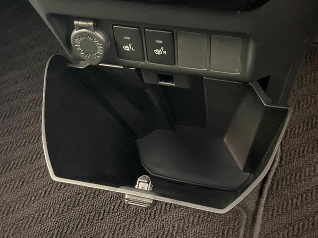 ルーミー カスタムG 禁煙車 純正ナビ 全周囲カメラ 両側パワスラ 衝突被害軽減システム レーダークルーズ スマートキー LEDヘッド ビルトインETC オートハイビーム 車線逸脱警報 オートライト オートエアコン(54枚目)