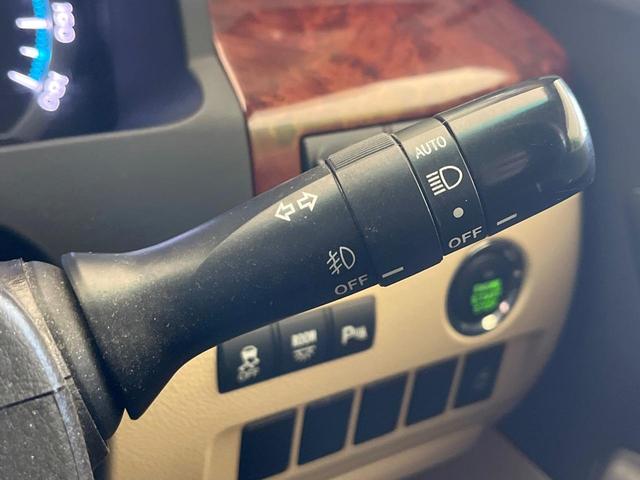 ヴェルファイア 2.4X 禁煙車 純正ナビ バックカメラ パワスラ ドラレコ スマートキー HIDヘッド ビルトインETC デュアルエアコン 純正16インチアルミ リアエアコン CD DVD再生(28枚目)