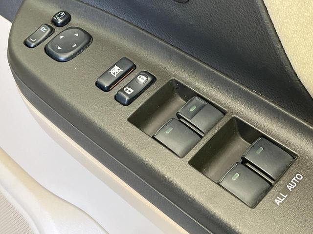 ヴェルファイア 2.4X 禁煙車 純正ナビ バックカメラ パワスラ ドラレコ スマートキー HIDヘッド ビルトインETC デュアルエアコン 純正16インチアルミ リアエアコン CD DVD再生(32枚目)