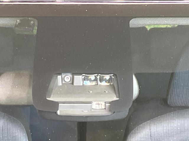 シエンタ G 禁煙車 純正ナビ バックカメラ 両側パワスラ 衝突被害軽減システム ビルトインETC オートハイビーム 車線逸脱警報 オートライト オートエアコン Bluetooth CD DVD再生 フルセグ(6枚目)