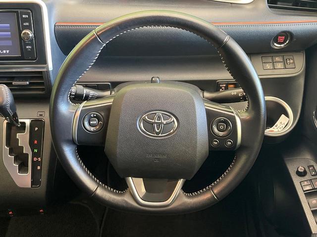 シエンタ G 禁煙車 純正ナビ バックカメラ 両側パワスラ 衝突被害軽減システム ビルトインETC オートハイビーム 車線逸脱警報 オートライト オートエアコン Bluetooth CD DVD再生 フルセグ(12枚目)