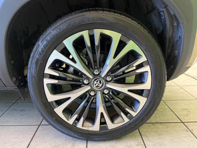 ヤリスクロス ハイブリッドＺ　アドベンチャー　禁煙車　純正８型ディスプレイ　２トーンカラー　バックカメラ　シートヒーター　ハーフレザーシート　Ｂｌｕｅｔｏｏｔｈ再生　レーダークルーズ　コーナーセンサー　セーフティセンス　ステアリングヒーター（13枚目）