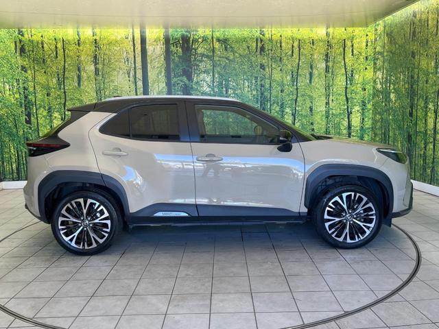 ヤリスクロス ハイブリッドＺ　アドベンチャー　禁煙車　純正８型ディスプレイ　２トーンカラー　バックカメラ　シートヒーター　ハーフレザーシート　Ｂｌｕｅｔｏｏｔｈ再生　レーダークルーズ　コーナーセンサー　セーフティセンス　ステアリングヒーター（43枚目）
