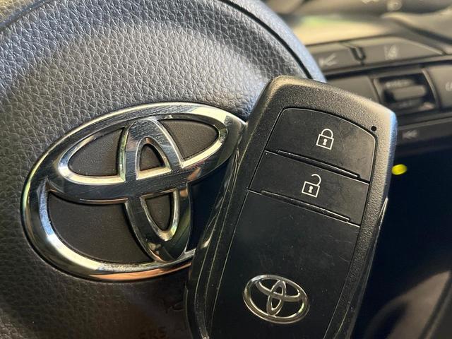 ヤリスクロス ハイブリッドＺ　アドベンチャー　禁煙車　純正８型ディスプレイ　２トーンカラー　バックカメラ　シートヒーター　ハーフレザーシート　Ｂｌｕｅｔｏｏｔｈ再生　レーダークルーズ　コーナーセンサー　セーフティセンス　ステアリングヒーター（51枚目）