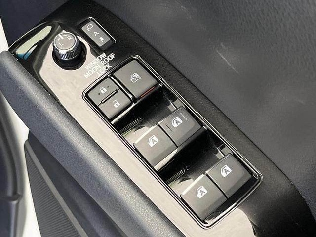 アルファード 2.5S タイプゴールド ツインルーフ 両側電動ドア 純正SDナビ 後席モニター バックカメラ 衝突被害軽減システム 100V電源 レーダークルーズ 禁煙車 電動リアゲート ハーフレザーシート ドラレコ コーナーセンサー(41枚目)