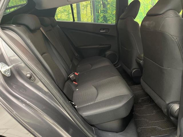 プリウス A 禁煙車 純正9型ナビ バックカメラ 衝突被害軽減システム フルセグTV Bluetooth レーダークルーズ ドラレコ コーナーセンサー LEDヘッドライト ETC オートハイビーム(9枚目)