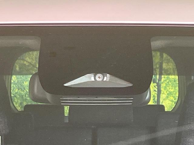 シエンタ ハイブリッドZ 禁煙車 純正10.5型ナビ 全周囲カメラ モデリスタエアロ ETC Bluetooth再生 フルセグTV セーキュレーター 両側電動スライドドア BSM セーフティセンス レーダークルーズ(25枚目)