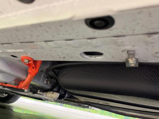 シエンタ ハイブリッドZ 禁煙車 純正10.5型ナビ 全周囲カメラ モデリスタエアロ ETC Bluetooth再生 フルセグTV セーキュレーター 両側電動スライドドア BSM セーフティセンス レーダークルーズ(37枚目)