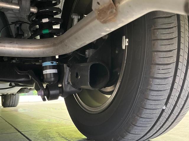 シエンタ ハイブリッドZ 禁煙車 純正10.5型ナビ 全周囲カメラ モデリスタエアロ ETC Bluetooth再生 フルセグTV セーキュレーター 両側電動スライドドア BSM セーフティセンス レーダークルーズ(38枚目)