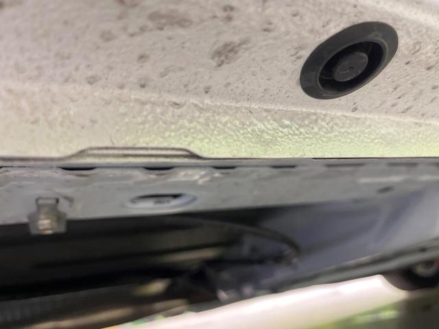 シエンタ ハイブリッドZ 禁煙車 純正10.5型ナビ 全周囲カメラ モデリスタエアロ ETC Bluetooth再生 フルセグTV セーキュレーター 両側電動スライドドア BSM セーフティセンス レーダークルーズ(40枚目)