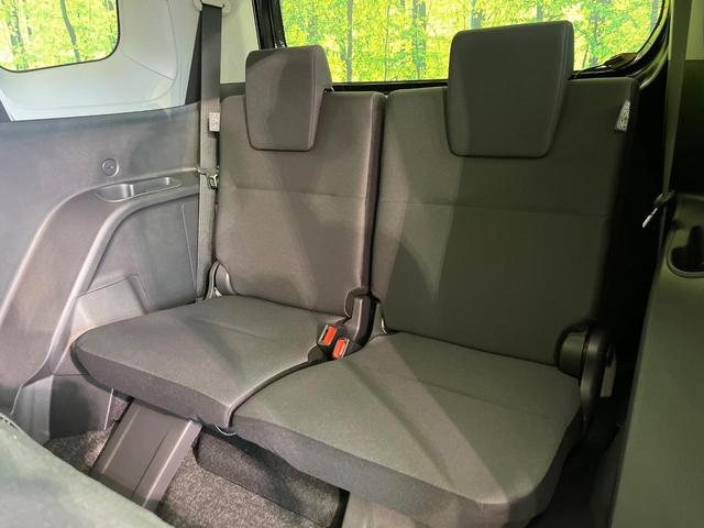 シエンタ ハイブリッドX 登録済未使用車 電動スライドドア 衝突被害軽減システム レーダークルーズ コーナーセンサー スマートキー LEDヘッド オートハイビーム 車線逸脱警報 オートライト オートエアコン(10枚目)