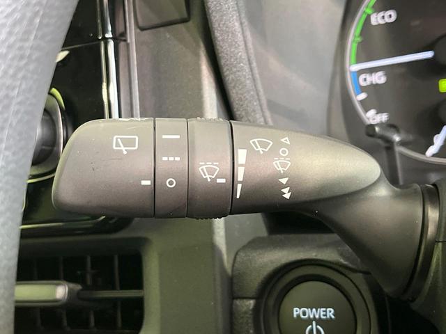 シエンタ ハイブリッドX 登録済未使用車 電動スライドドア 衝突被害軽減システム レーダークルーズ コーナーセンサー スマートキー LEDヘッド オートハイビーム 車線逸脱警報 オートライト オートエアコン(41枚目)