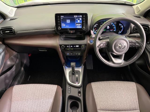 ヤリスクロス ハイブリッドZ 禁煙車 純正DA バックカメラ 衝突被害軽減システム レーダークルーズ ハーフレザーシート パワーシート ドラレコ コーナーセンサー スマートキー LEDヘッド ビルトインETC オートハイビーム(2枚目)