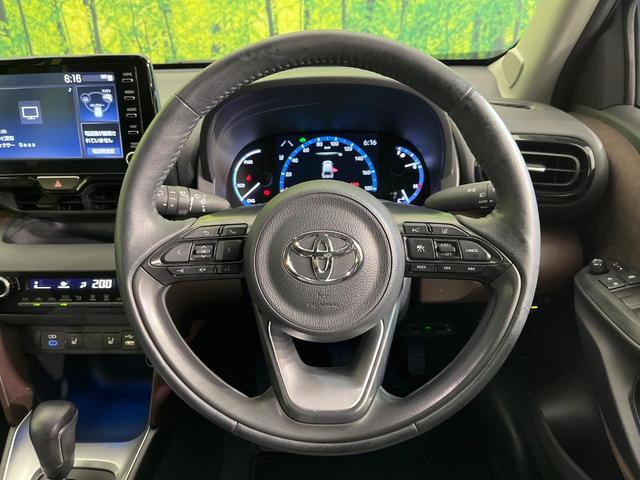 ヤリスクロス ハイブリッドZ 禁煙車 純正DA バックカメラ 衝突被害軽減システム レーダークルーズ ハーフレザーシート パワーシート ドラレコ コーナーセンサー スマートキー LEDヘッド ビルトインETC オートハイビーム(11枚目)