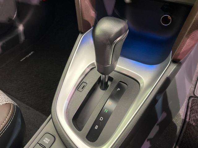 ヤリスクロス ハイブリッドZ 禁煙車 純正DA バックカメラ 衝突被害軽減システム レーダークルーズ ハーフレザーシート パワーシート ドラレコ コーナーセンサー スマートキー LEDヘッド ビルトインETC オートハイビーム(25枚目)