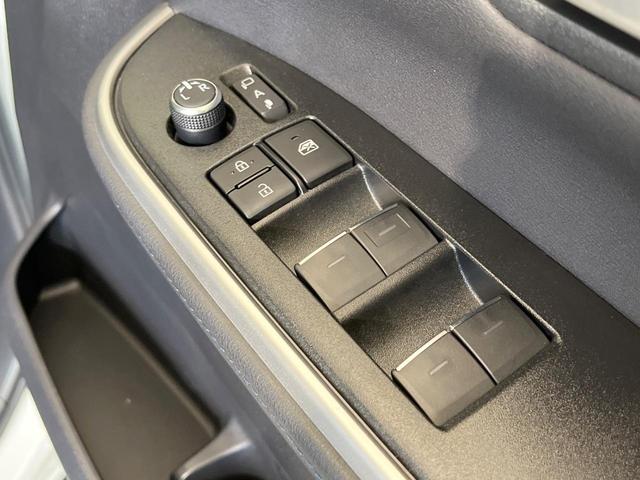 ヴォクシー Ｓ－Ｚ　禁煙車　後席モニター　純正８型ナビ　バックカメラ　ドラレコ　ＥＴＣ　Ｂｌｕｅｔｏｏｔｈ再生　両側電動スライドドア　フルセグＴＶ　シートヒーター（前席）　リアオートエアコン　レーダークルーズ（42枚目）