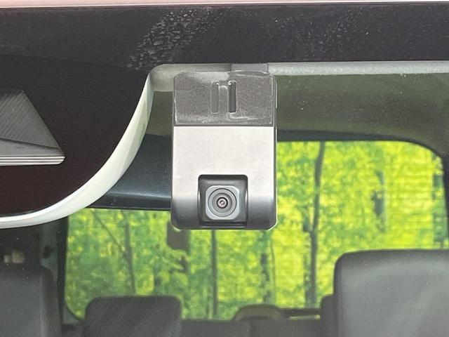 N-BOX ファッションスタイル 禁煙車 純正9型ナビ バックカメラ ドラレコ ETC Bluetooth再生 両側電動スライドドア フルセグTV シートヒーター(前席) アダプティブクルーズ ホンダセンシング コーナーセンサー(5枚目)