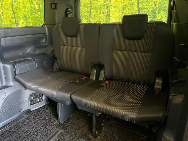 ヴォクシー ハイブリッドＺＳ　煌　禁煙車　後席モニター　純正１０型ナビ　バックカメラ　ドラレコ　ＥＴＣ　Ｂｌｕｅｔｏｏｔｈ再生　両側電動スライドドア　シートヒーター（前席）　クルコン　セーフティセンス　フルセグＴＶ　リアオートエアコン（10枚目）